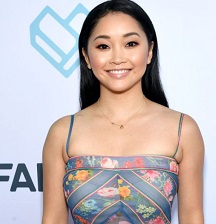 Lana Condor Bio, Age, Wiki, Boyfriend, Dating, Ethnicity, Height, Parents, Net worth